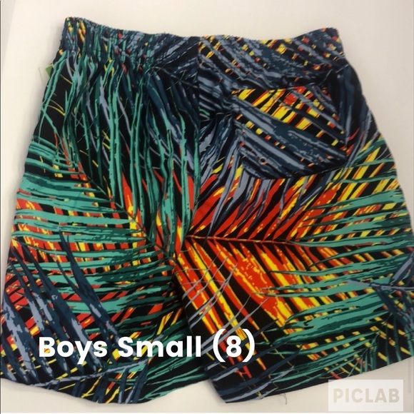 SwimTrunks NWT Boys Small (8) swim shorts - Picture 1 of 8